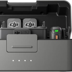 DJI Mic 3（2 TX + 1 RX + 充電ケース）+ Lightningアダプター、iPhone／カメラ／Android用ワイヤレスマイク、アダプティブゲインコントロール、デュアルバンド、ラベリアマイク、32-bitフロート、400 m伝送、28時間使用
