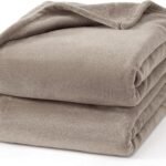 Hansleep 毛布 もうふ ひざ掛け ひざかけ 膝掛け ブランケット 通気 ハーフケット マイクロファイバー 柔らかく肌触り 暖かい フランネル 洗える 静電防止 四季適用 (70x100,モカブラウン)