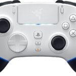 【PlayStation公式ライセンス商品】 Razer レイザー Wolverine V2 Pro White Edition ワイヤレス コントローラー プレイステーション PS5&PC対応 HyperSpeed Wireless 8方向 マイクロスイッチ 方向キー 6つのマルチファンクションボタン Chroma RGB ウルヴァリン ブイツー プロ ホワイト 【日本正規代理店保証品】