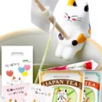母の日 猫グッズ 紅茶 ギフト 女性 母 プレゼント フィギュア付き 静岡産 ティーバッグ ミニカーネーション（造花）付 はちみつ 緑茶5包 和紅茶5包