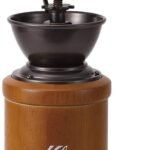 【Amazon.co.jp 限定】 カリタ Kalita コーヒーミル 木製 粒度の安定性が高いアルミ製グラインダー KH-3AM 粗さ調整可能 手挽き コーヒーミル ブラウン #42188 ミル コーヒー初心者 小型 持ち運び カフェ インテリア レトロ キャンプ アウトドア アンティーク プレゼント記念日 ギフト